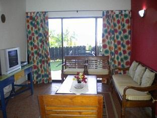 Casa Rachado Beach Resort Петалинг Джая Екстериор снимка